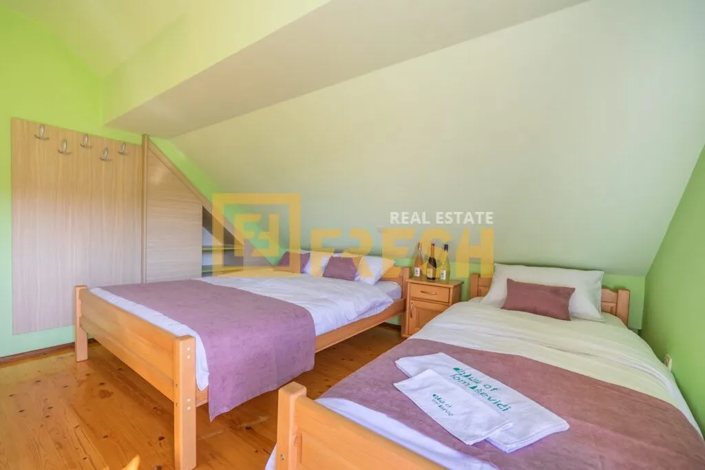 Prodaja, kuća, 300m², Žabljak, Crna Gora