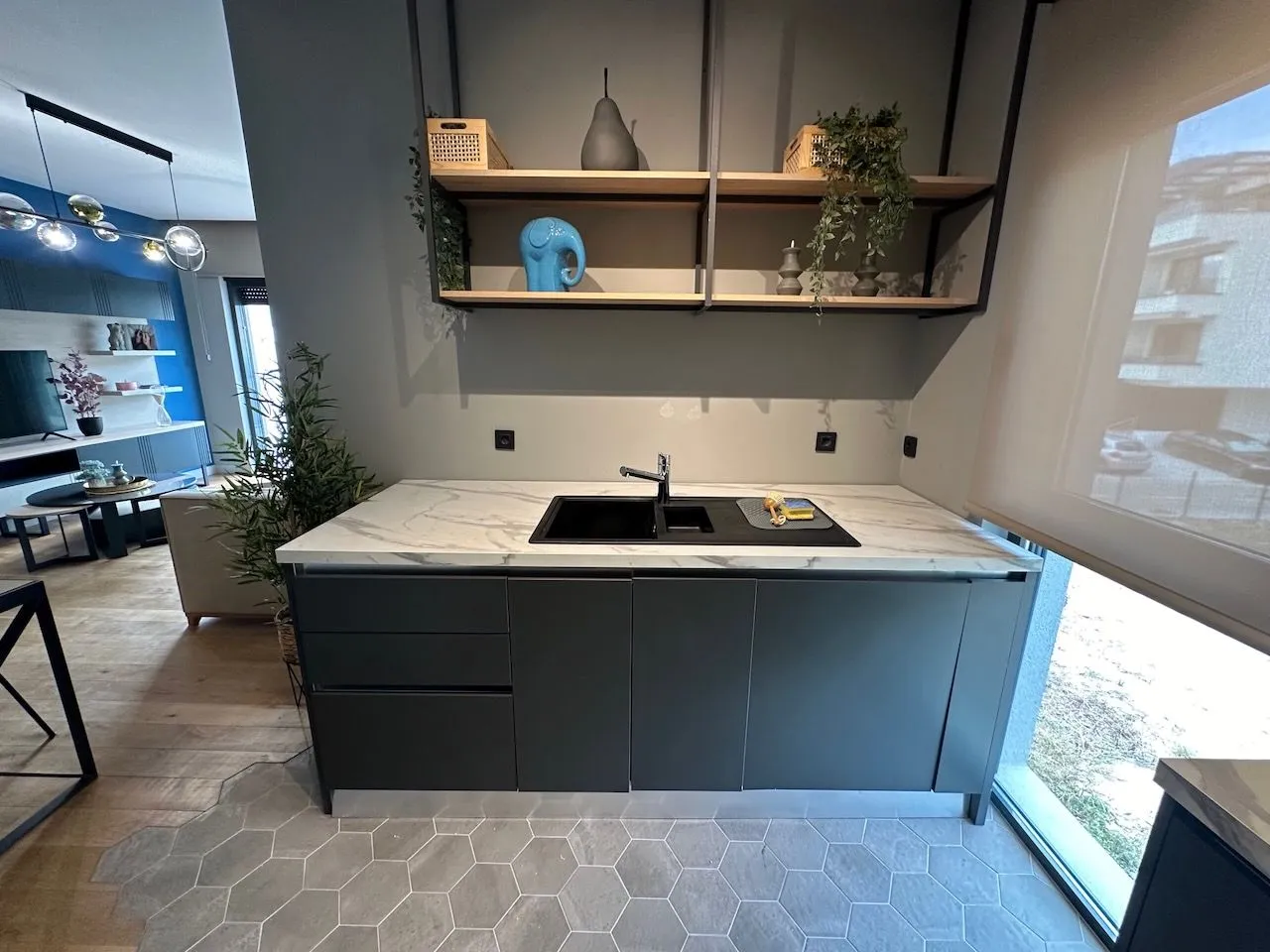 Prodaja, dvosoban stan, 66m², Donja Lastva, Tivat