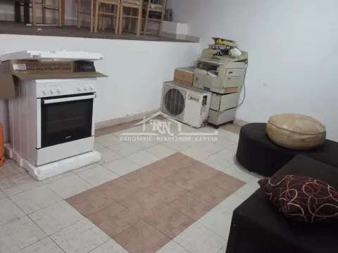 Prodaja, jednosoban stan, 98m², Trošarina, Voždovac Sve Podlokacije - image 13
