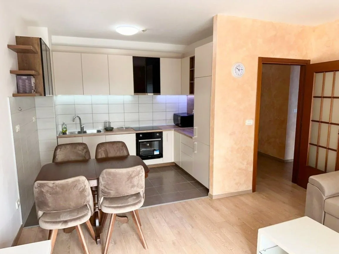 Rent, two bedroom apartment, 75m², City Kvart, Podgorica