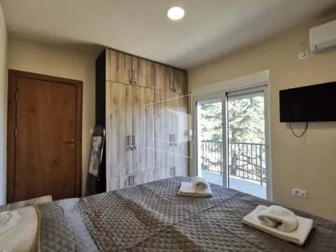 Rent, two bedroom apartment, 65m², Donja Gorica, Podgorica - image 10