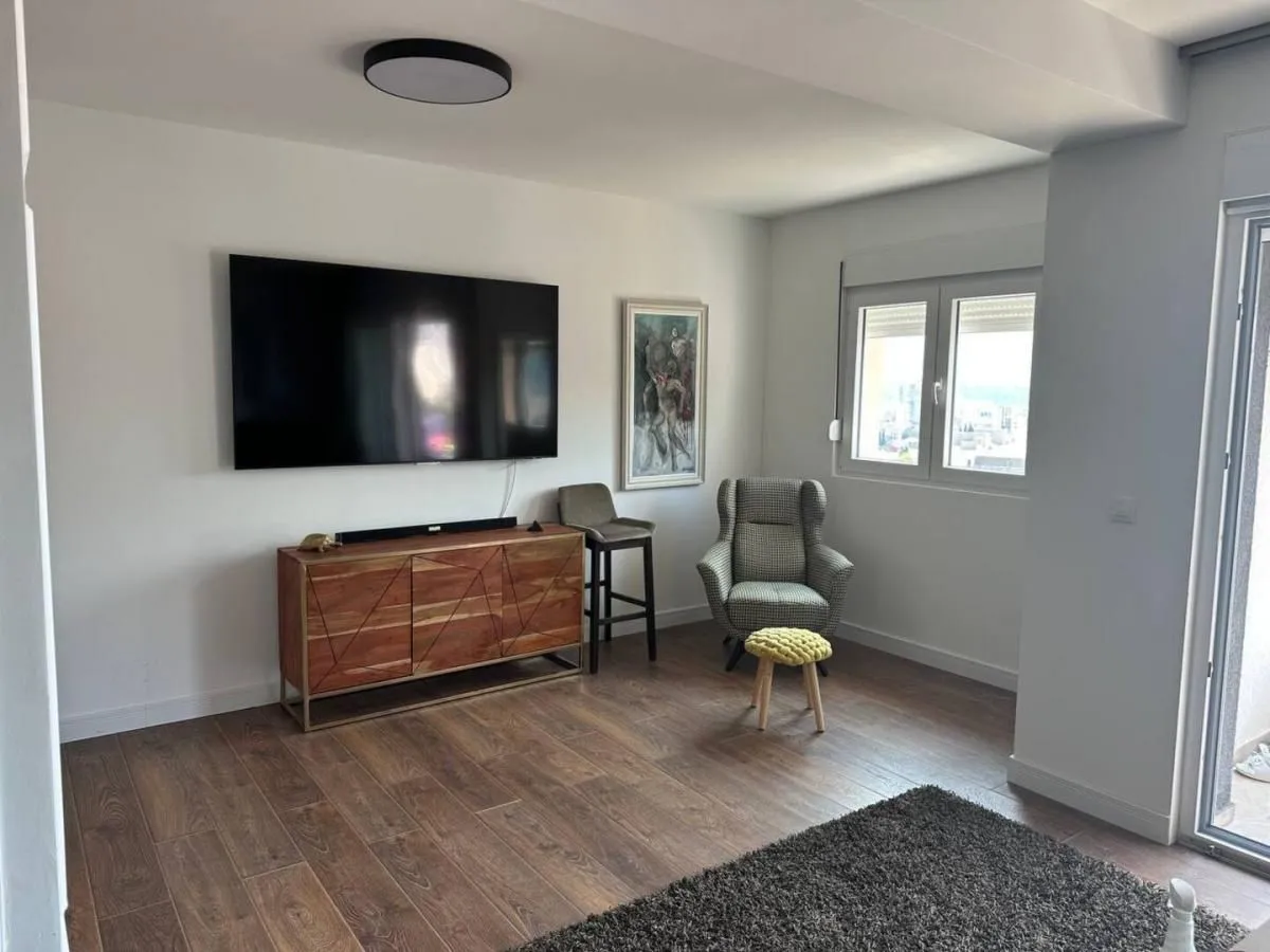 Prodaja, trosoban stan, 140m², Budva, Crna Gora