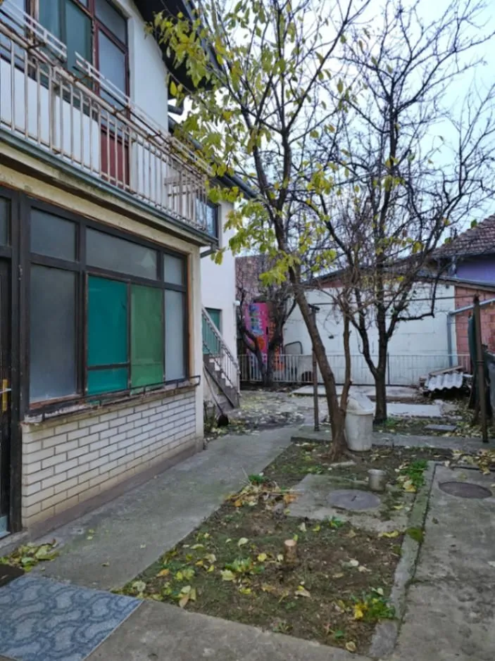 Prodaja, kuća, 140m², Trnava, Jagodina