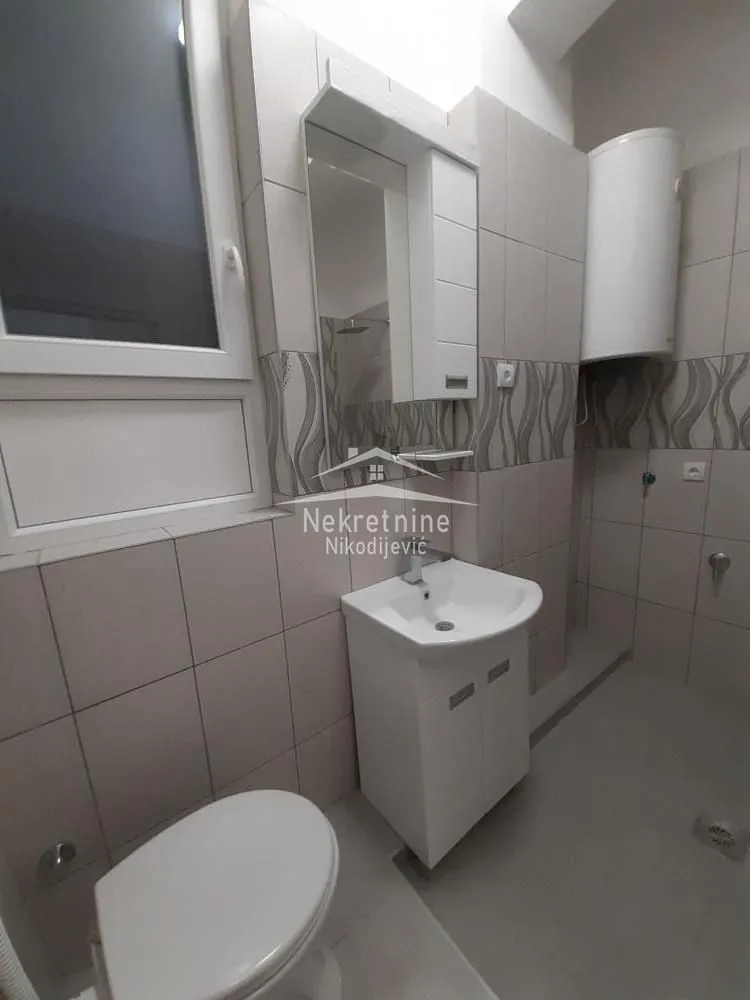 Prodaja, trosoban stan, 63m², Savski Venac, Beograd