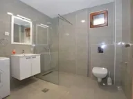 Prodaja, dvosoban stan, 70m², Kalimanj, Tivat - image 3