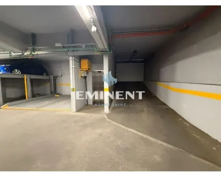 Izdavanje, trosoban stan, 72m², Južni Bulevar, Vračar Sve Podlokacije - image 8