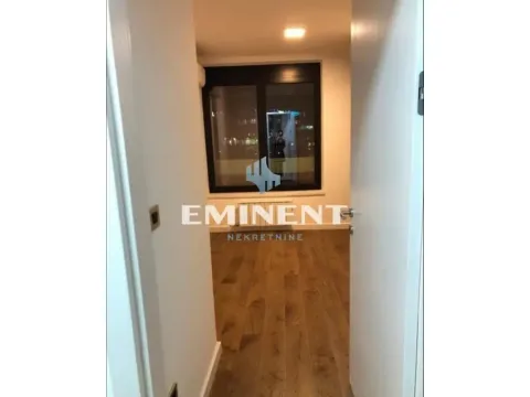 Izdavanje, trosoban stan, 63m², Novi Beograd Blok 67, Novi Beograd Sve Podlokacije - image 9