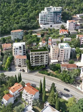 Sale, two bedroom apartment, 40m², Bečići, Budva - image 3