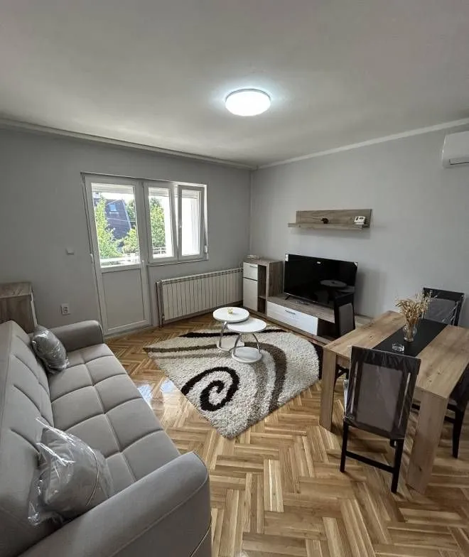 Rent, three bedroom apartment, 85m², Zeleno Brdo, Zvezdara Sve Podlokacije