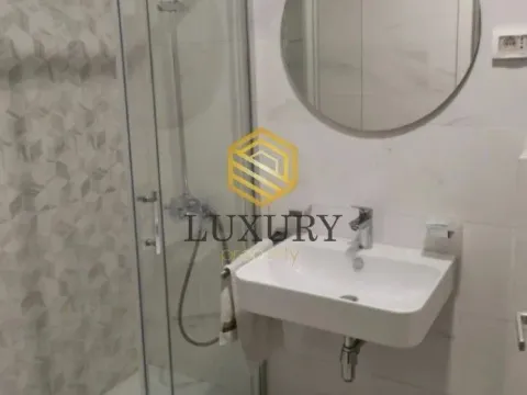 Izdavanje, poslovni prostor, 20m², Central Point, Podgorica - image 3