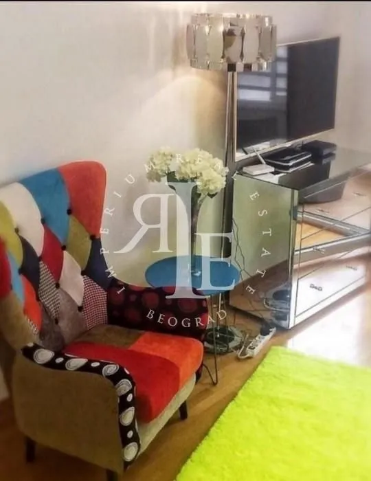 Izdavanje, stan, 47m², Novi Beograd Blok 67, Novi Beograd Sve Podlokacije