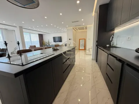 Prodaja, kuća, 173m², Sremska Kamenica, Petrovaradin - image 8