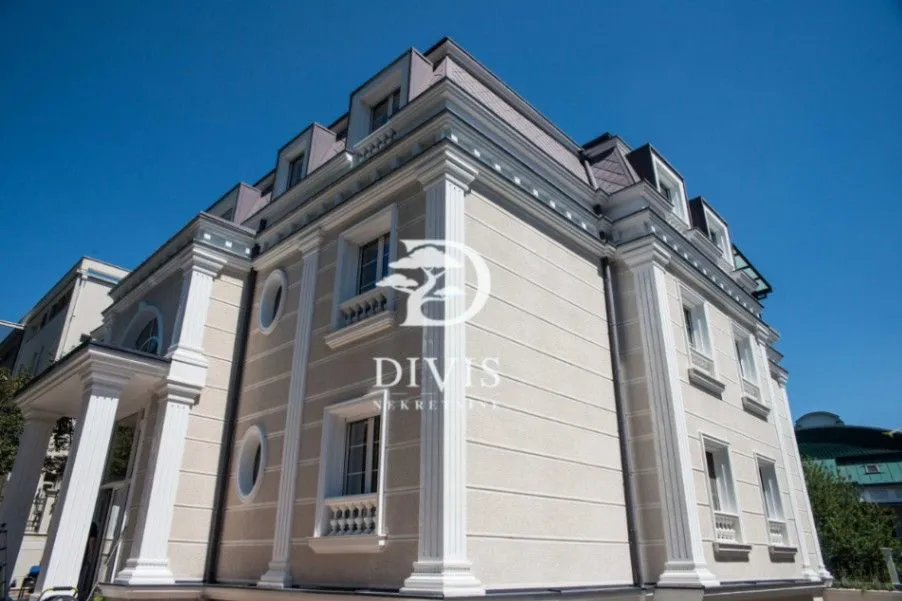 Izdavanje, kuća, 1400m², Dedinje Beli Dvor, Dedinje Sve Podlokacije