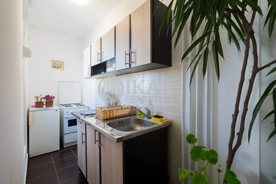 Rent, one bedroom apartment, 40m², Savski Venac, Beograd