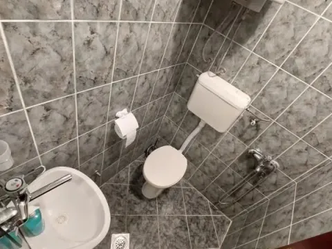 Rent, studio apartment, 20m², Šušanj, Bar - image 3