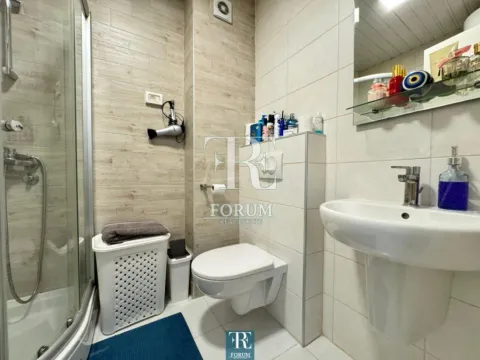 Rent, one bedroom apartment, 45m², City Kej, Podgorica - image 10