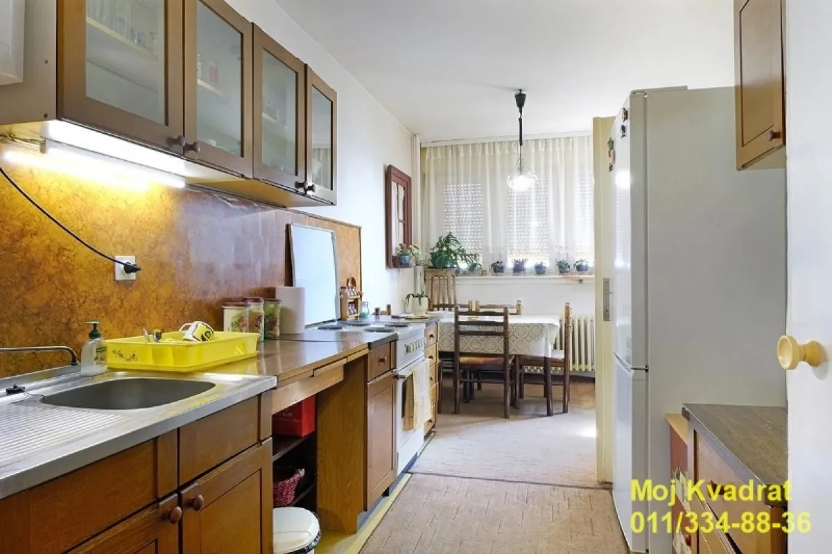 Prodaja, dvosoban stan, 73m², Zvezdara Sve Podlokacije, Beograd