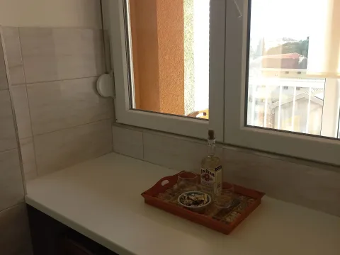 Stan-na-dan, garsonjera, 30m², Centar, Tivat - image 8
