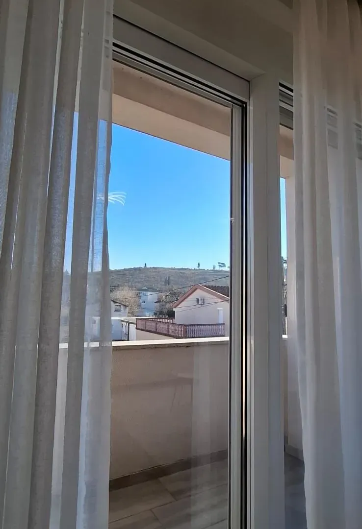 Rent, three bedroom apartment, 100m², Zagorič, Podgorica