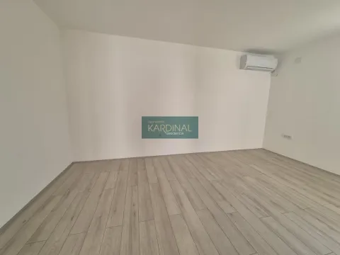 Sale, one bedroom apartment, 30m², Vašarište, Jagodina - image 5