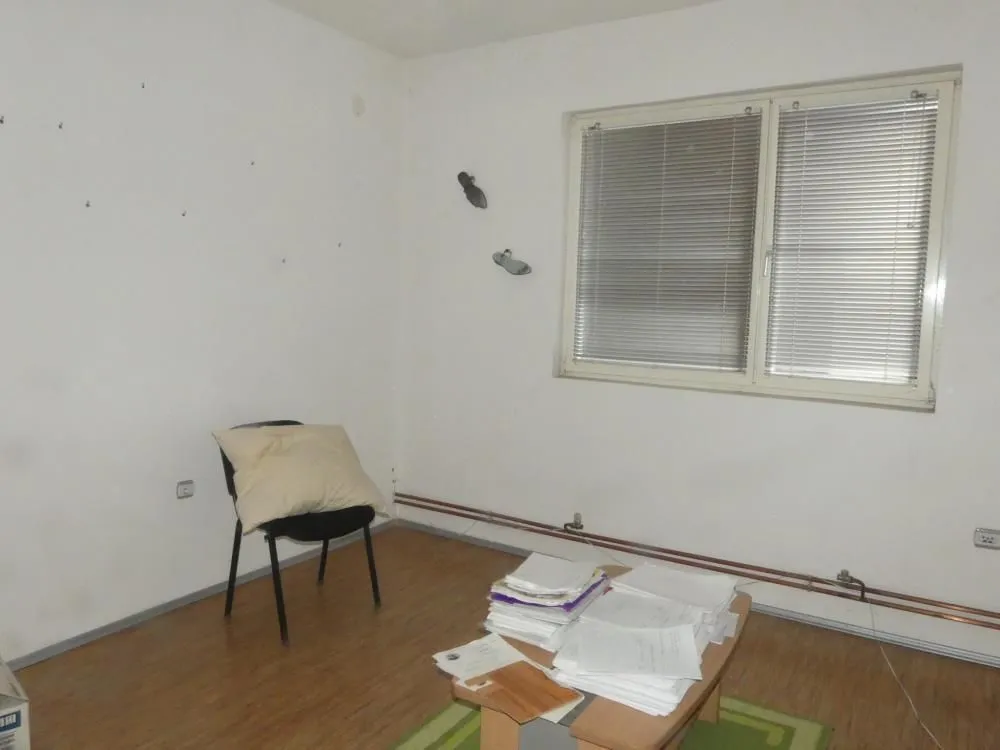 Sale, office space, 72m², Industrijska zona, Jagodina