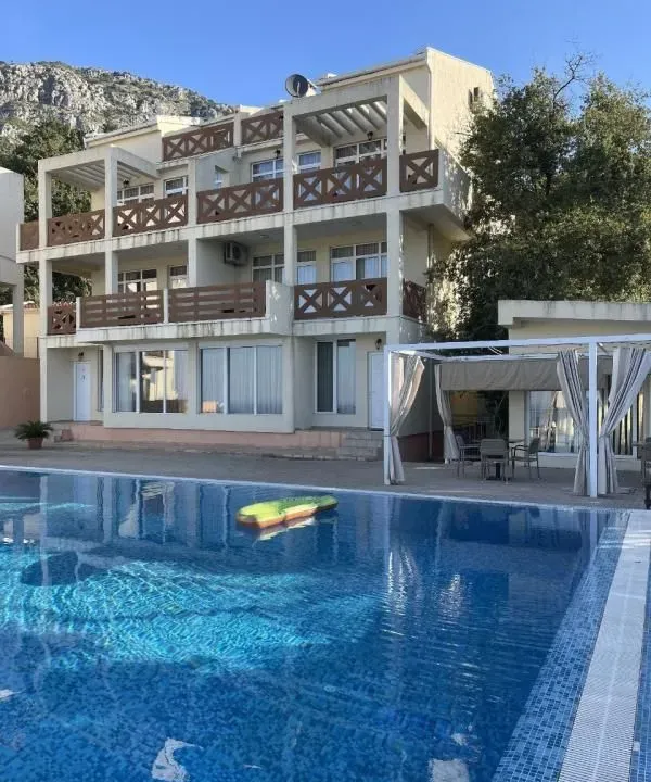 Rent, two bedroom apartment, 129m², Šušanj, Bar