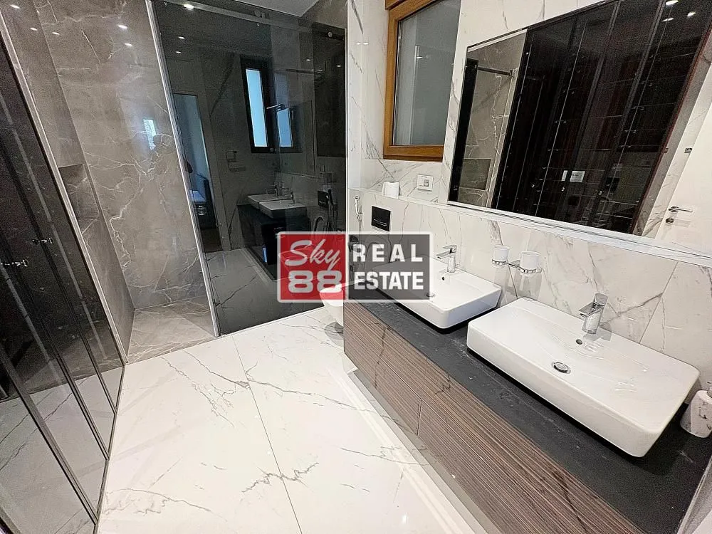 Rent, four bedroom apartment, 120m², Savski Venac, Beograd