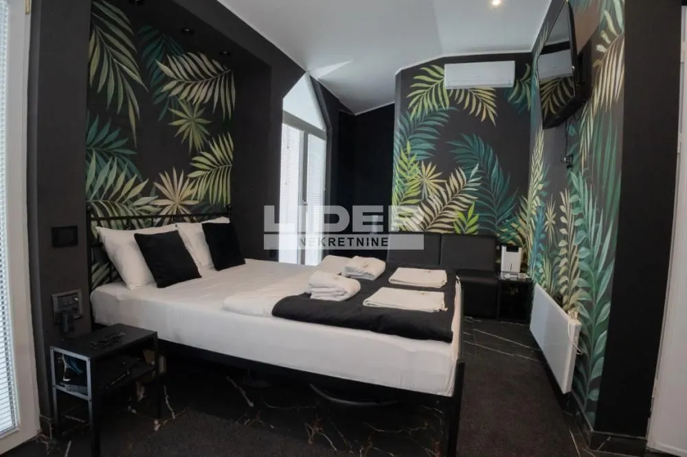 Rent, two bedroom apartment, 155m², Đeram Pijaca, Beograd
