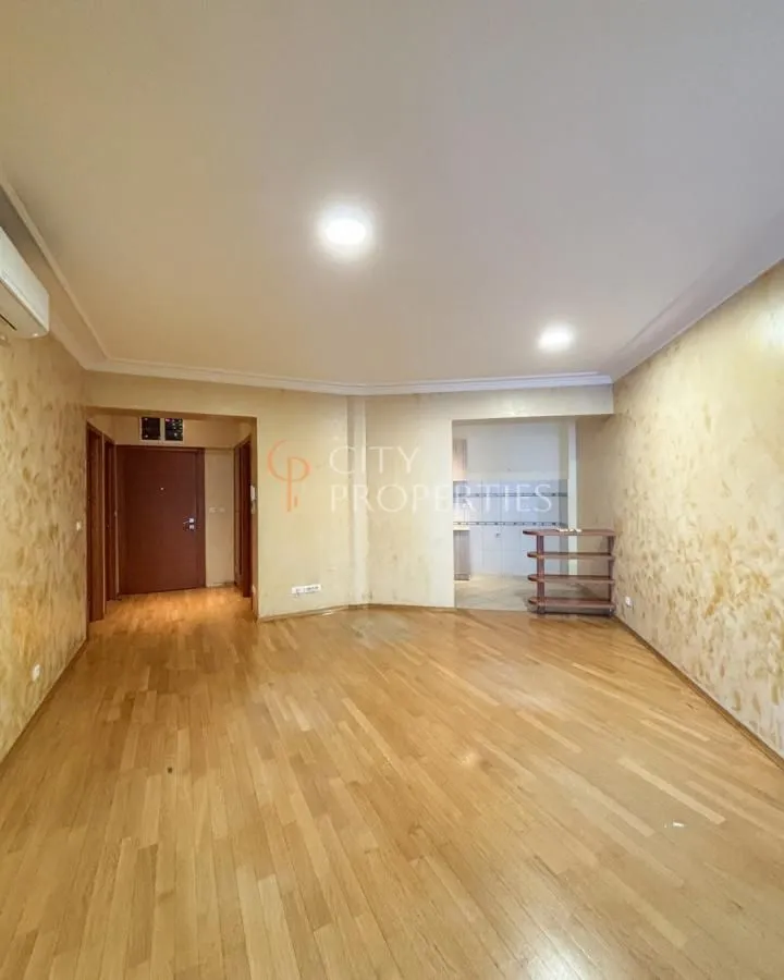 Rent, apartment, 100m², Centar, Podgorica