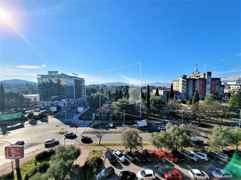 Prodaja, stan, 280m², Preko Morače, Podgorica