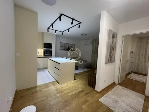 Izdavanje, dvosoban stan, 48m², Telep, Novi Sad Sve Podlokacije - image 2