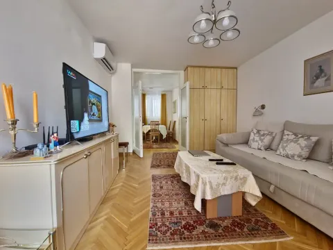 Izdavanje, jednosoban stan, 60m², Budva, Crna Gora - image 2