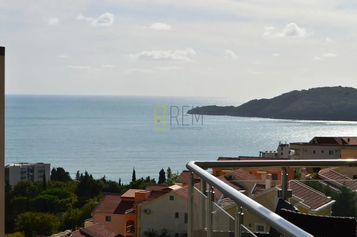 Sale, two bedroom apartment, 72m², Bečići, Budva
