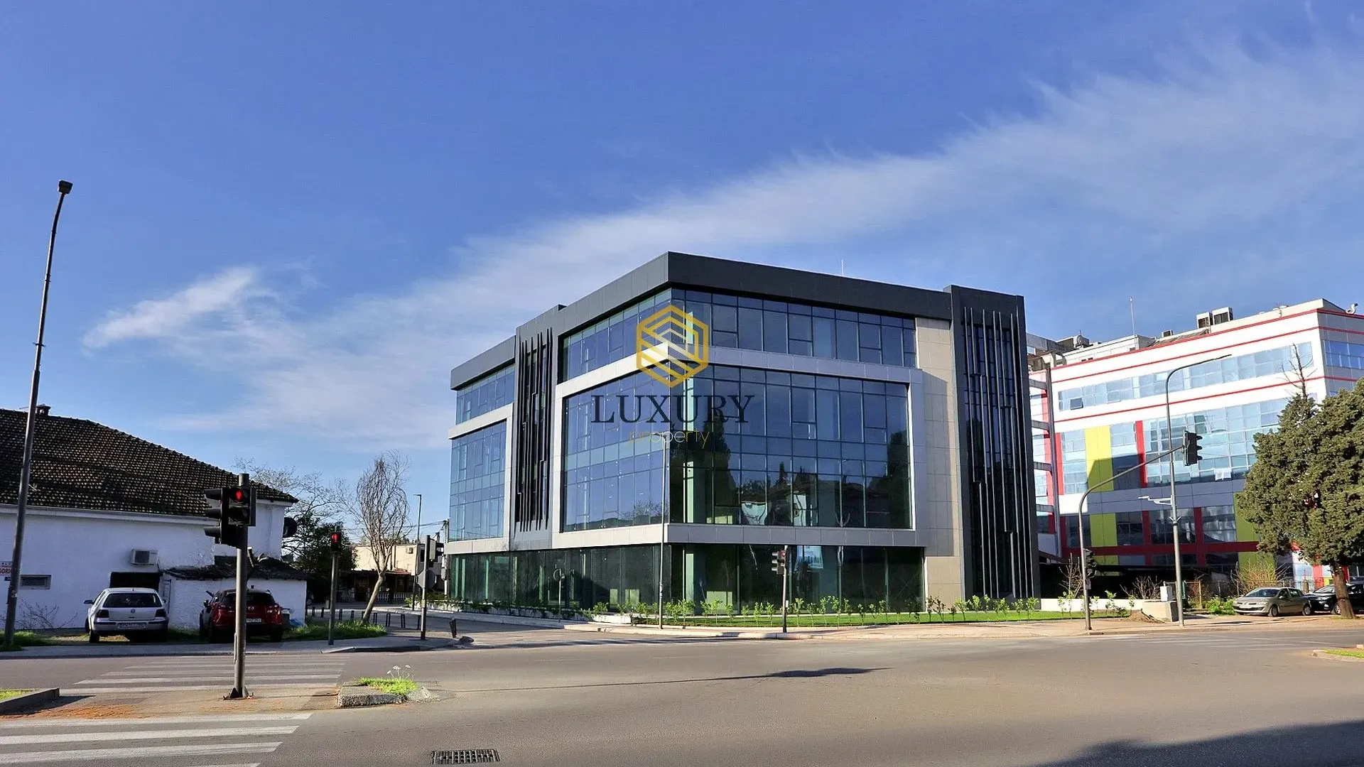 Rent, office space, 378m², Centar, Podgorica