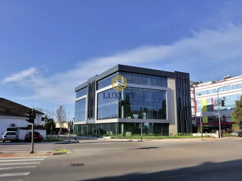 Rent, office space, 378m², Centar, Podgorica - image 3