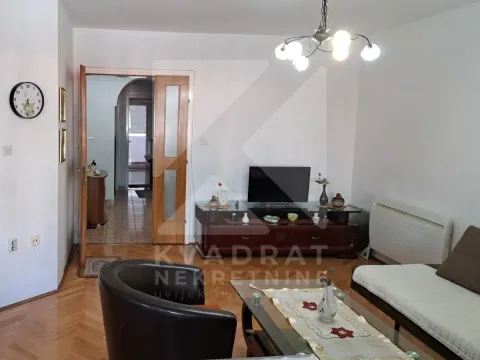 Izdavanje, dvosoban stan, 85m², Preko Morače, Podgorica