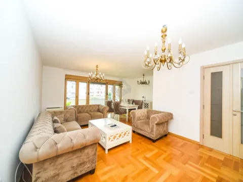 Rent, three bedroom apartment, 150m², Preko Morače, Podgorica - image 12