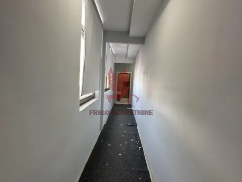 Prodaja, poslovni prostor, 200m², Mladenovac, Beograd - image 12