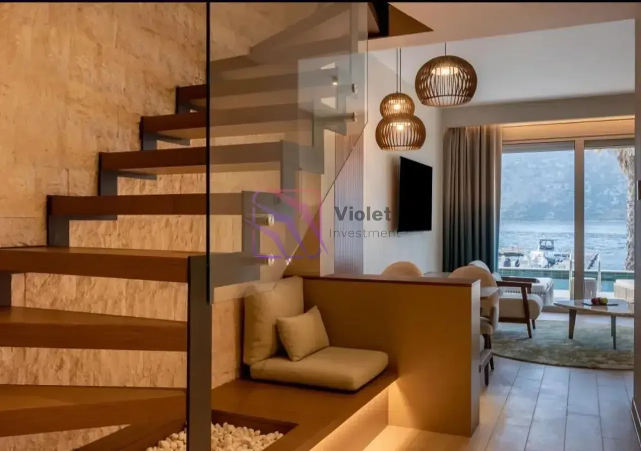 Prodaja, jednosoban stan, 108m², Stoliv, Kotor