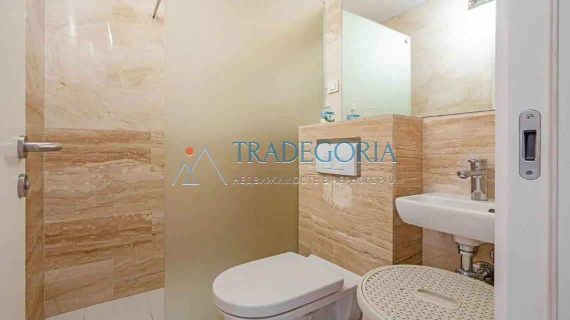 Prodaja, trosoban stan, 89m², Budva, Crna Gora