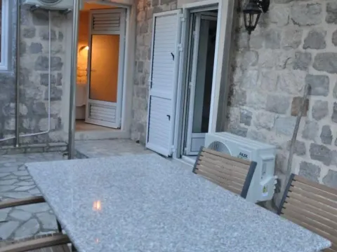 Prodaja, trosoban stan, 110m², Prčanj, Kotor - image 16