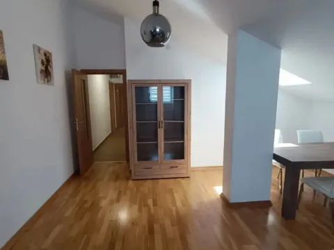 Rent, two bedroom apartment, 65m², Kava, Tivat - image 4