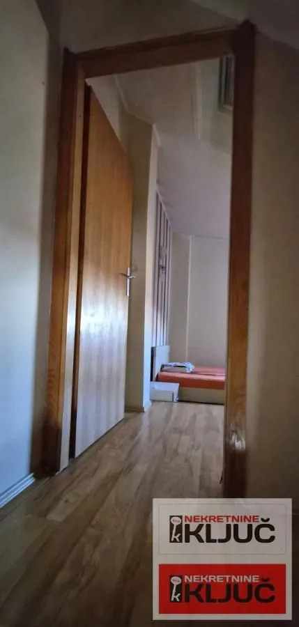 Prodaja, dvosoban stan, 52m², Centar, Novi Sad