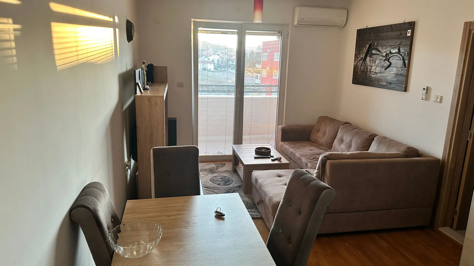 Izdavanje, jednosoban stan, 45m², Zagorič, Podgorica