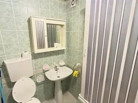 Izdavanje, dvosoban stan, 65m², Preko Morače, Podgorica - image 10