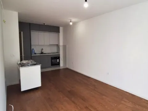 Poslovni prostor in Pobrežje