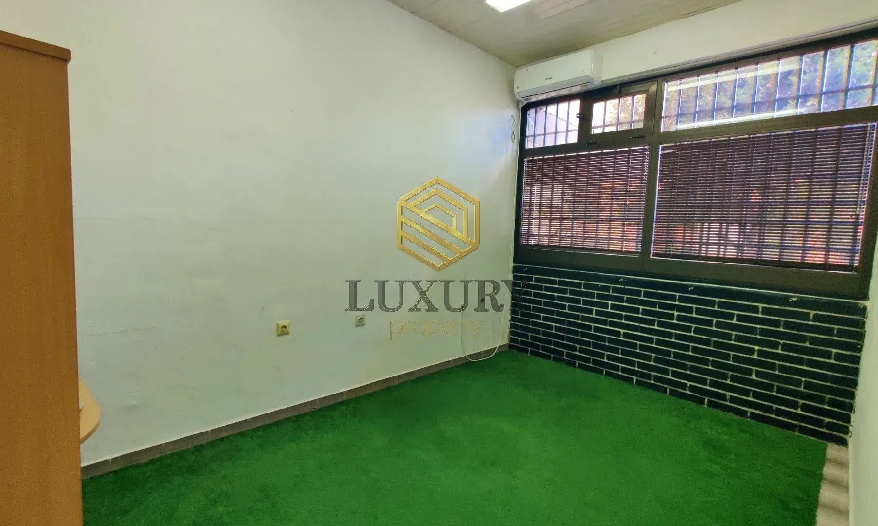 Sale, office space, 36m², Lepa Kata, Podgorica
