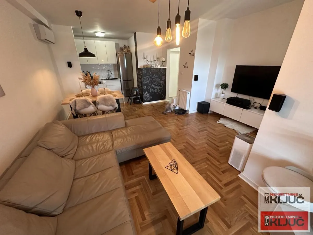 Prodaja, četvorosoban stan, 94m², Telep, Novi Sad Sve Podlokacije
