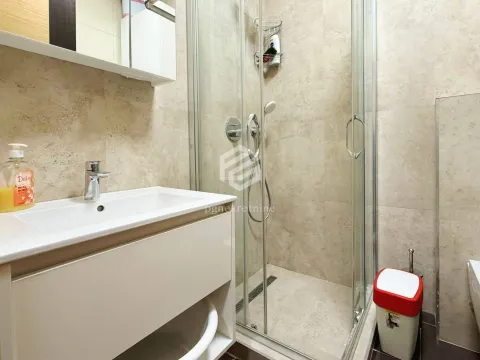 Rent, one bedroom apartment, 45m², Pobrežje, Podgorica - image 10