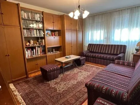 Rent, two bedroom apartment, 64m², Retenzija, Beograd - image 2